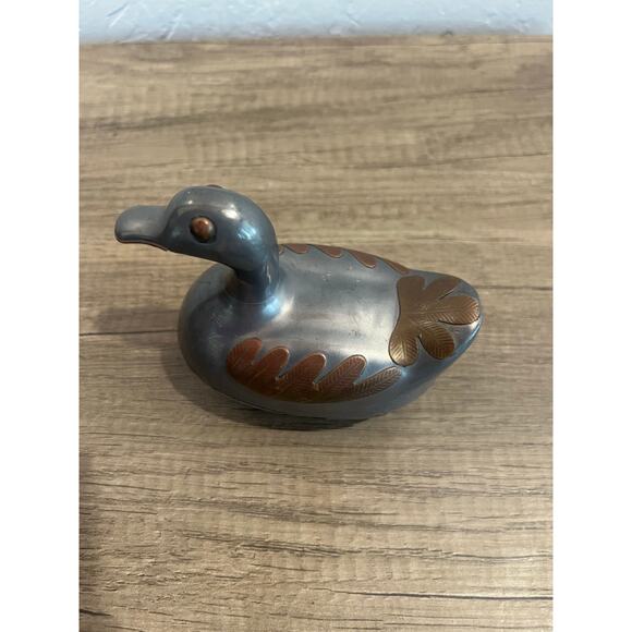 Vintage Metal Duck Trinket Box with Copper Leaf Inlay 6” Collectible - Picture 2 of 9